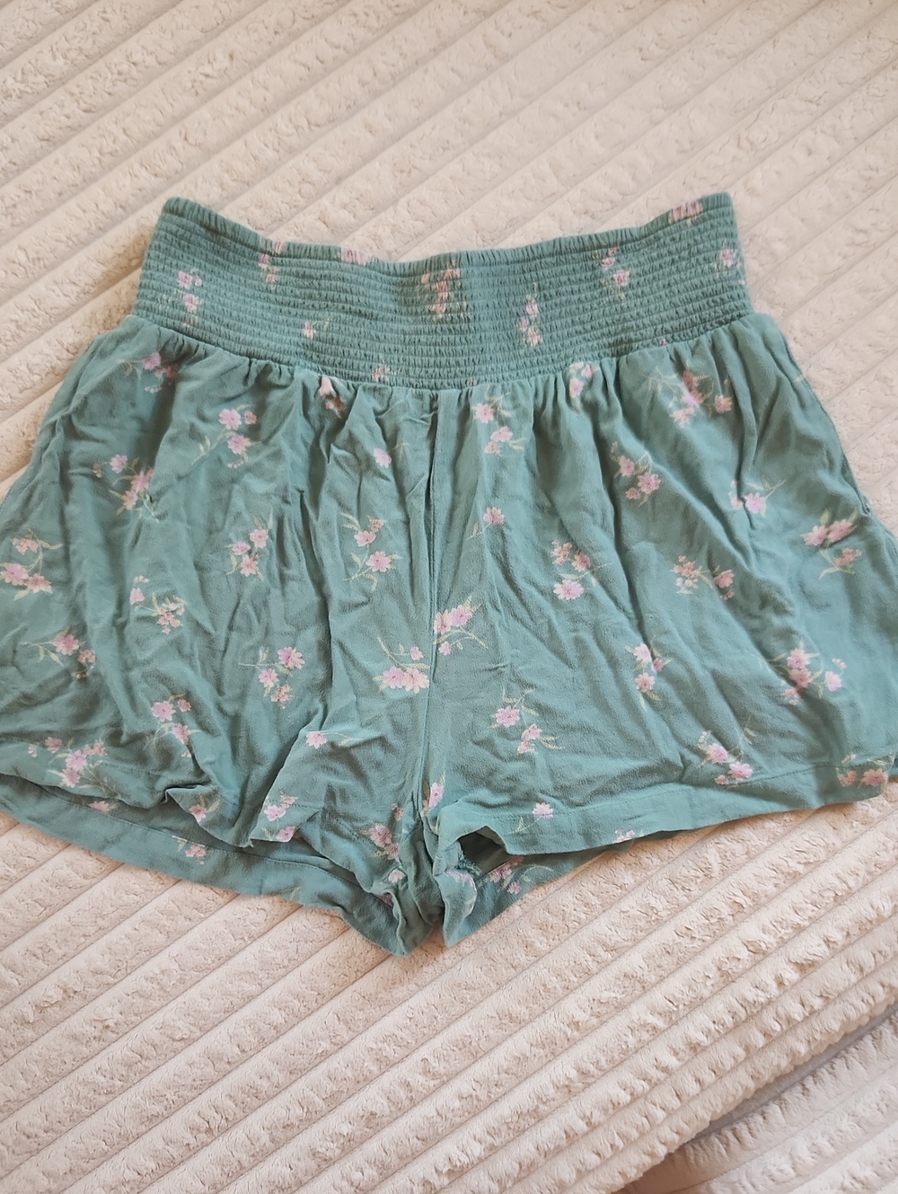 New American Eagle Flowy Shorts